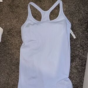 Lululemon size 8 tank